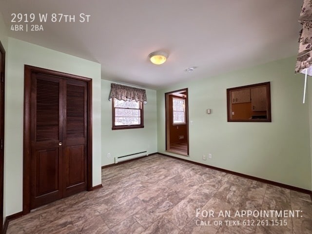 Building Photo - 2919 W 87th St