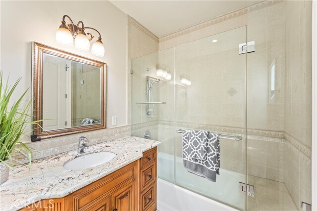 Building Photo - 1117 Encanto Dr