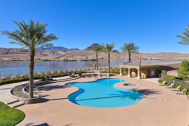 Building Photo - 31 Via Mantova