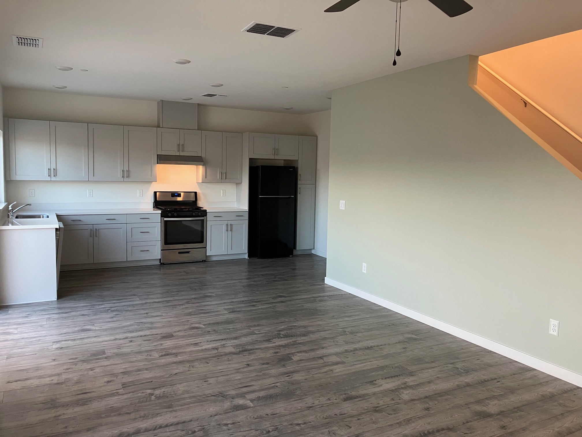 Family room/Dining room - 3083 Thyme Pl