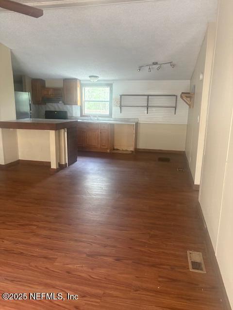 Building Photo - 259 Lakeview Ct