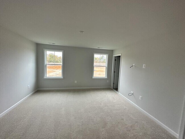 Building Photo - 514 Rivanna Hl Rd