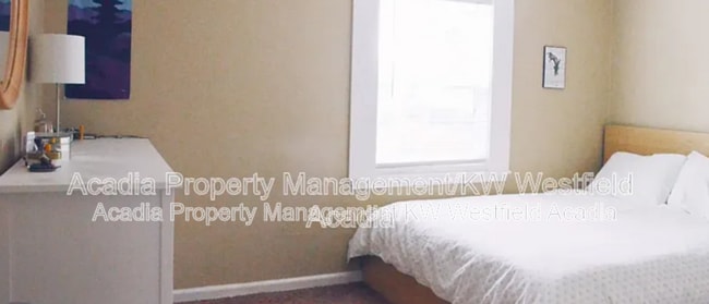 Building Photo - 170 800 E