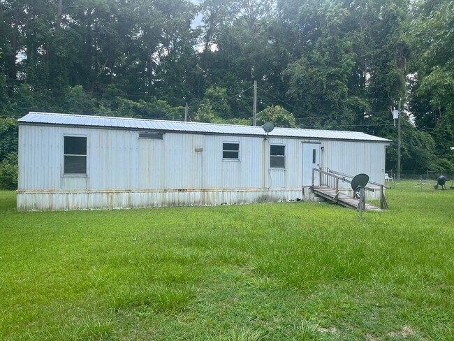 Building Photo - Charming 2-Bedroom Home in Midway - Available for Rent