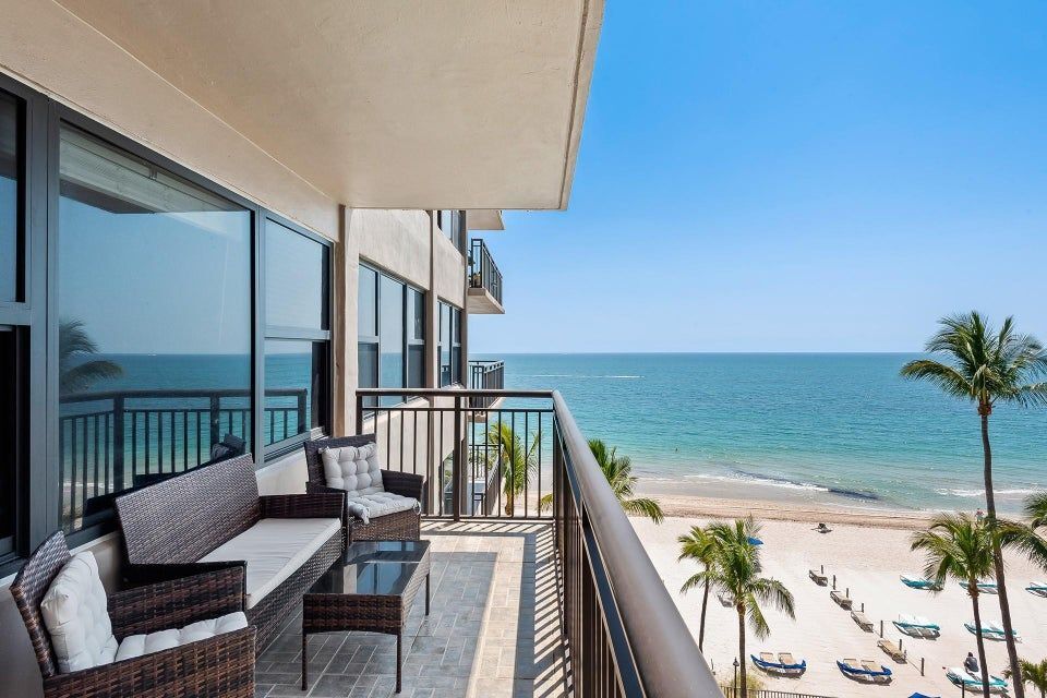 Building Photo - 3800 Galt Ocean Dr