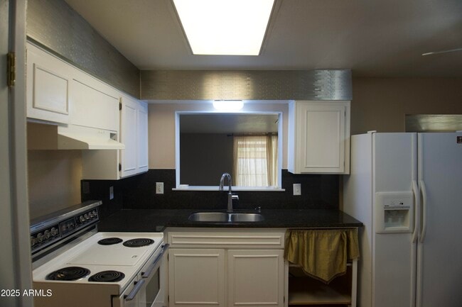 Building Photo - 8334 N 55th Ave