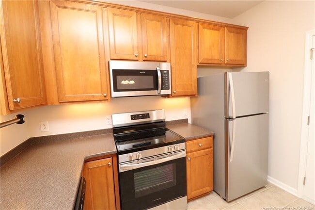 Building Photo - 7122 Racine Way