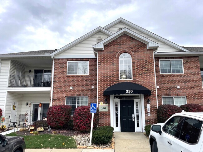 350 Hidden Ridge #304 - 350 Hidden Ridge Ct