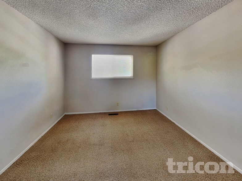 Building Photo - 3740 Boulder Ct