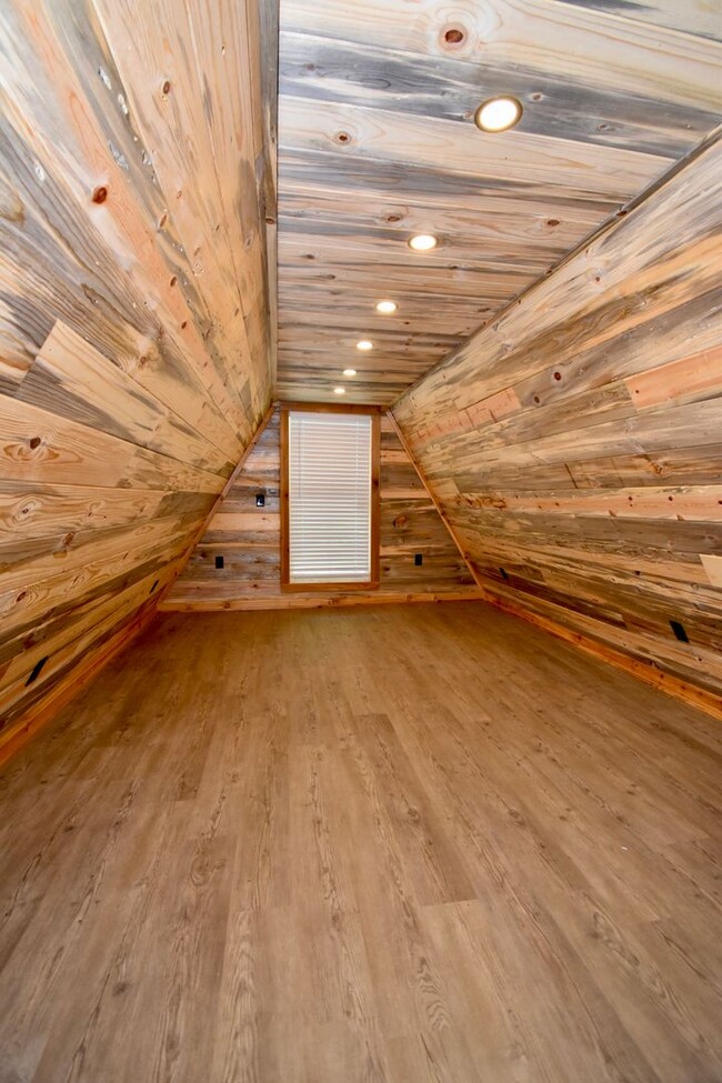 Building Photo - 1 Bedroom House in Ruston With Lots of Upd...