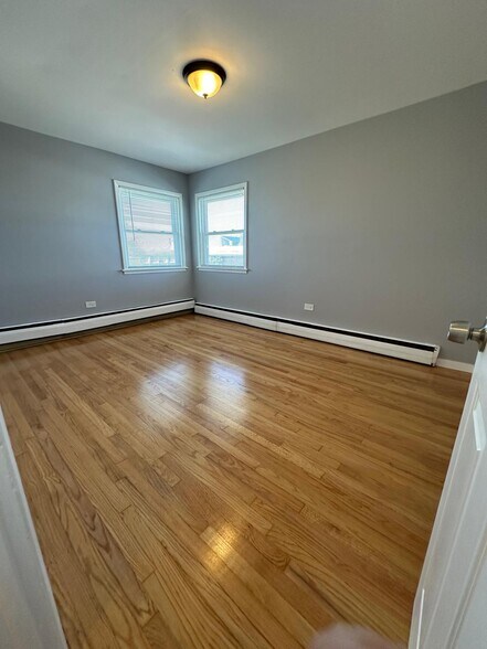 Building Photo - 1827 N 43rd Ave