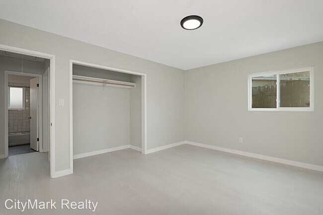 Building Photo - 2 br, 2 bath House - 5405 Olvera Ave