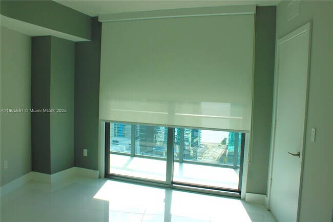 Building Photo - 1300 S Miami Ave