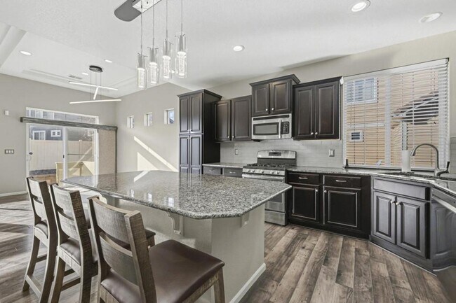 Building Photo - 4854 Saddlewood Circle