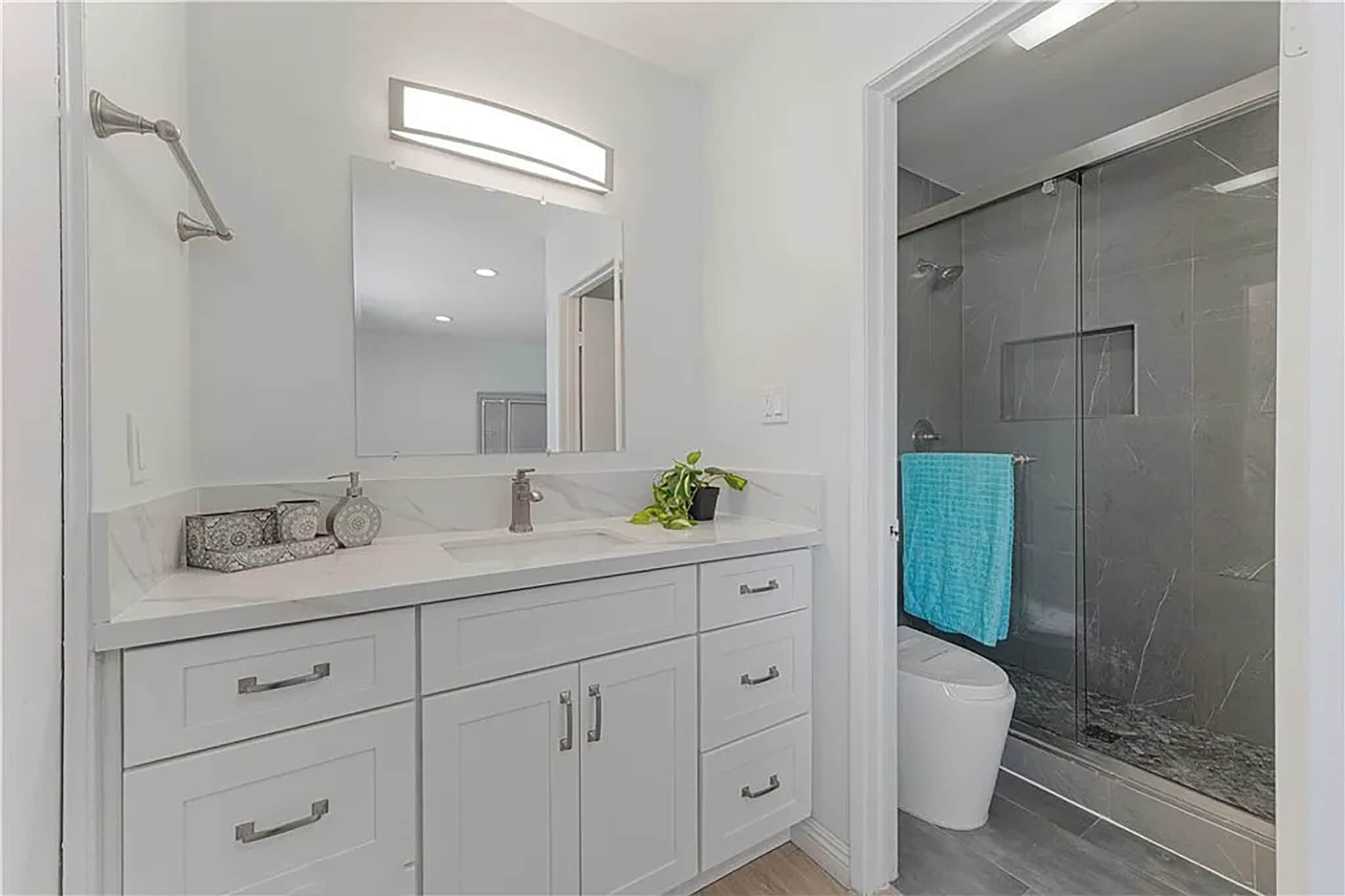 Building Photo - 126 Casuda Canyon Dr