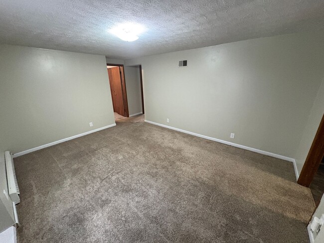 Building Photo - 2274 Orchard St