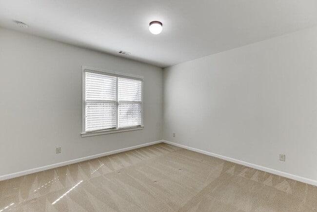 Building Photo - 6925 Fellowship Ln