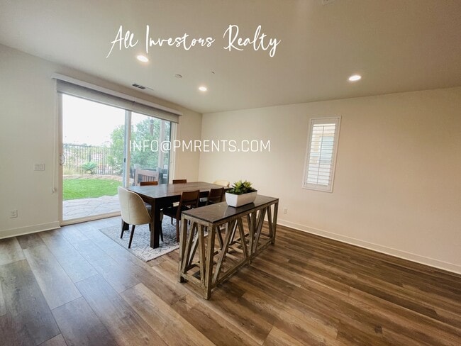 Building Photo - 1234 Via Candelas