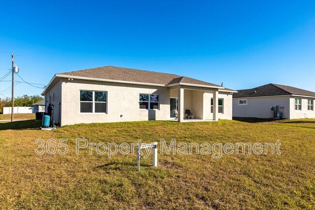 Building Photo - 5534 Fairlane Dr