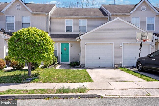 Building Photo - 16 High Meadows Dr