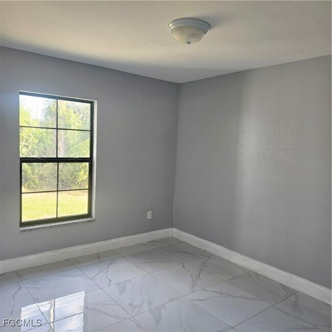 Building Photo - 4536 29th St SW