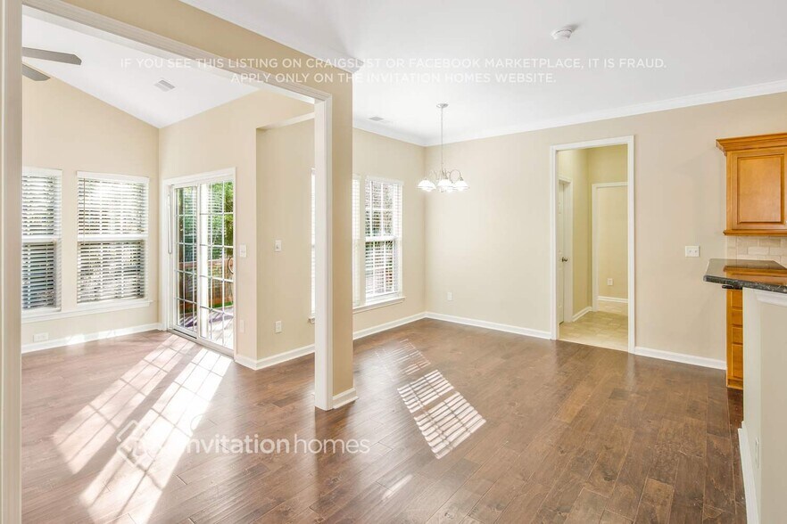 Building Photo - 6918 Olmsford Dr