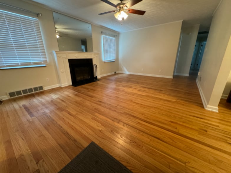 Building Photo - 236 Powhatan Ave