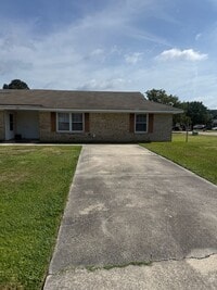 Building Photo - Serenity Village