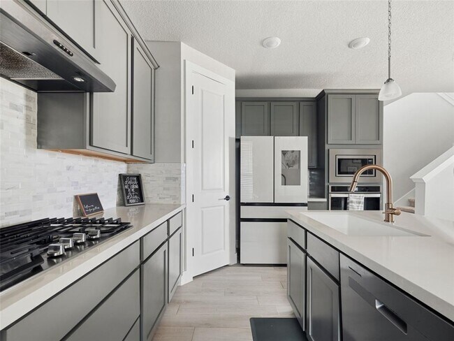 Building Photo - 8112 Talferd Trl