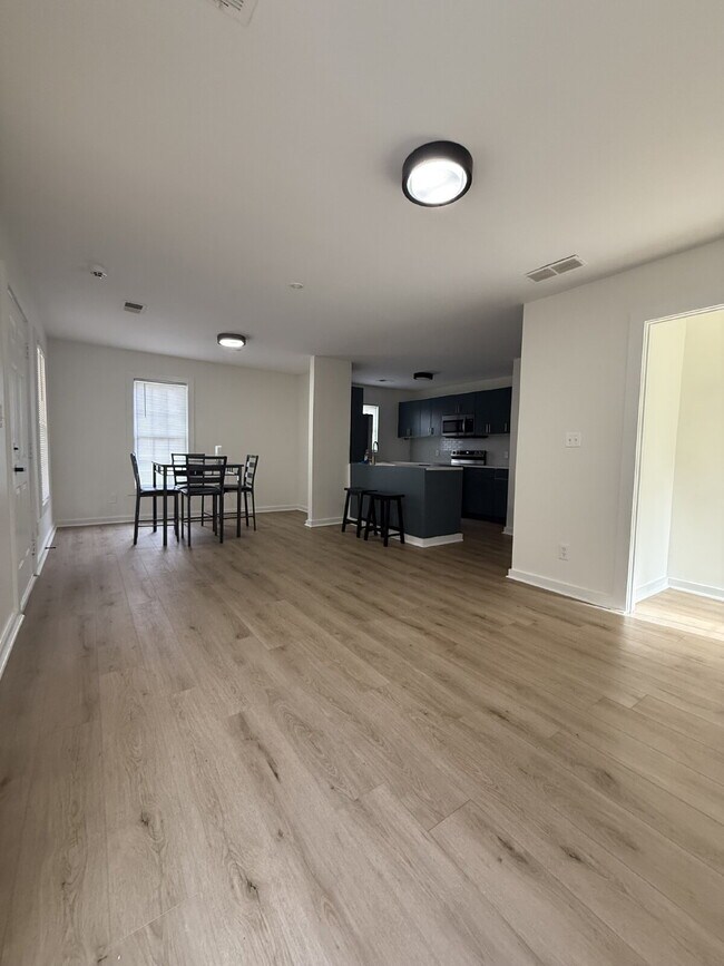 Building Photo - SECTION 8 WELCOME - "Charming and Spacious...