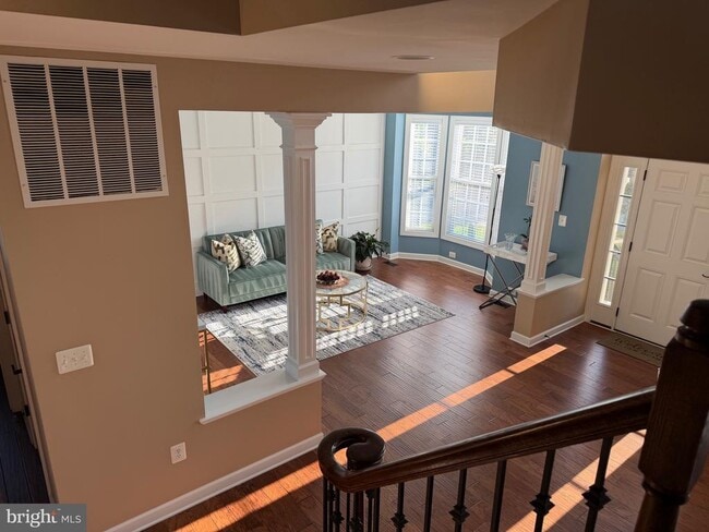 Building Photo - 2450 Transom Pl