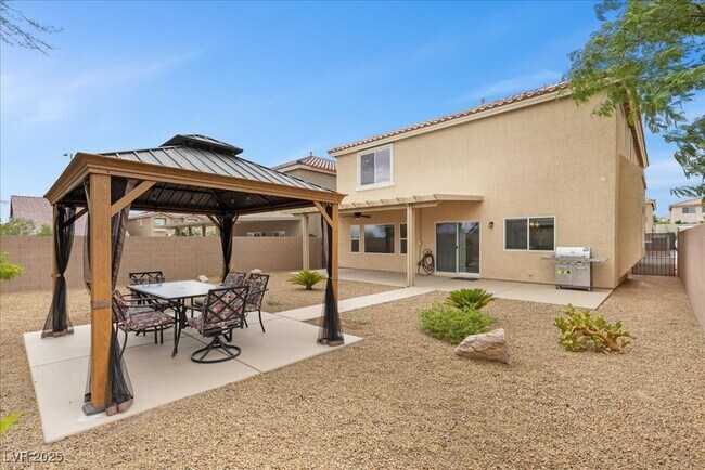 Building Photo - 716 Eros Ct
