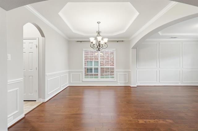 Building Photo - 12516 Maplecrest Dr