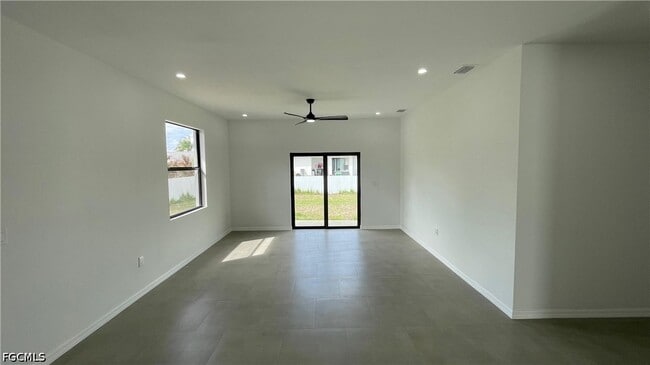 Building Photo - 3712 13th St W