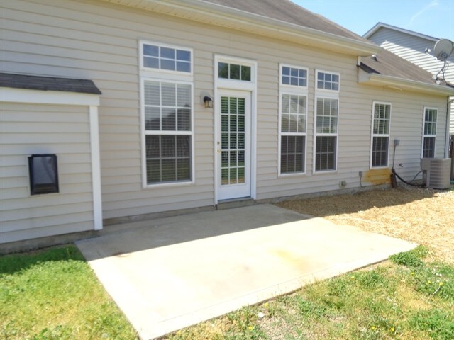 Building Photo - 3524 Stoney Garden Dr