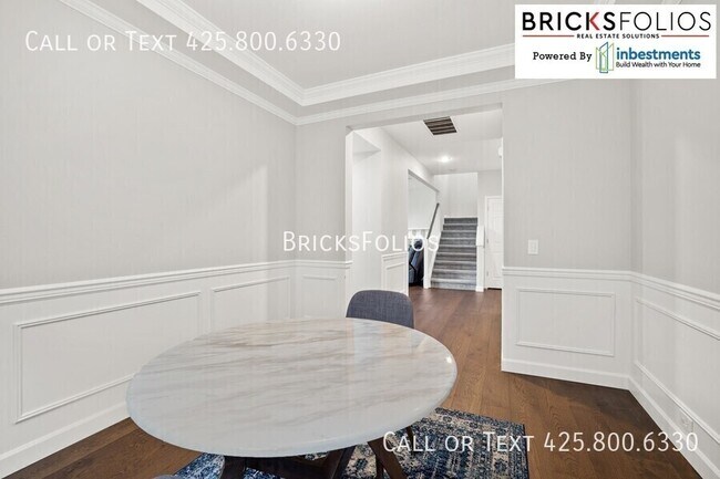 Building Photo - 11435 79th Way NE