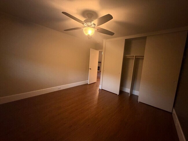 Building Photo - Gorgeous 3-Bedroom House in Gold River with pool