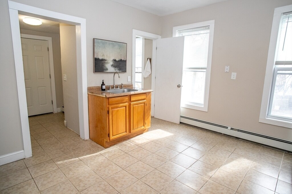 Building Photo - 73 Green Hill Pkwy