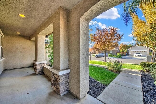 Building Photo - 107 Brighton Cir