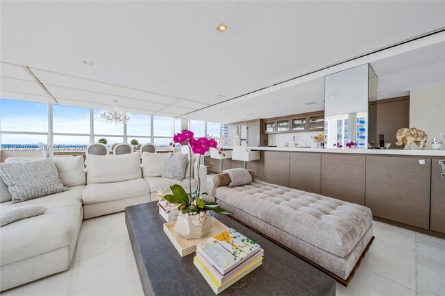 Building Photo - 11 Island Ave