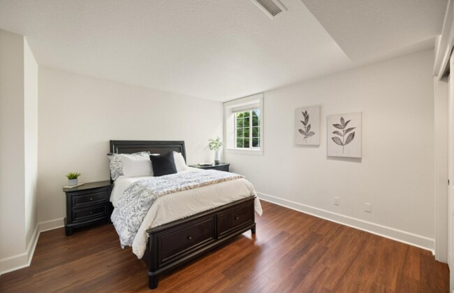 Building Photo - Spacious Happy Valley 4 Bedroom + Office Home with Valley Views, 3-Car Garage & Entertainer’s Bac...