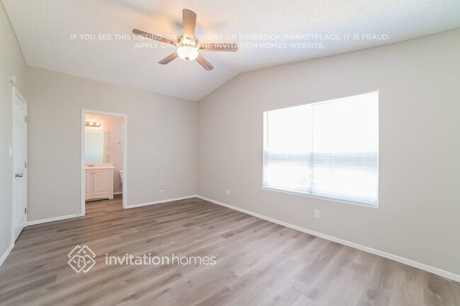 Building Photo - 3711 W Camino Real
