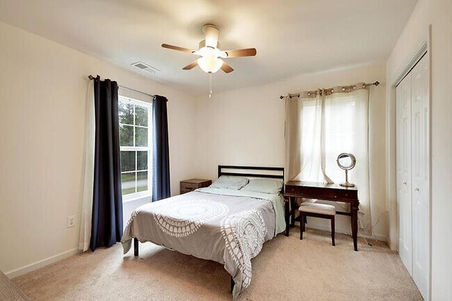 Building Photo - 2525 Wayne Scott Court FOR RENT!