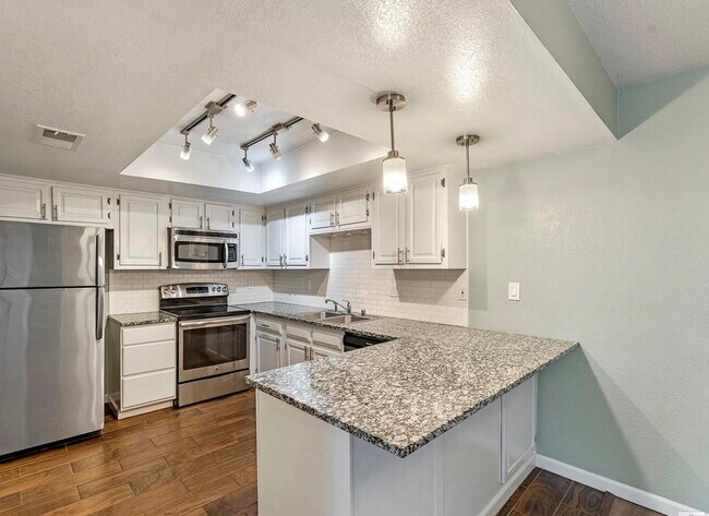 Building Photo - 2300 Dickerson Rd