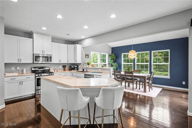 Building Photo - 3071 Liberty Ledges Dr
