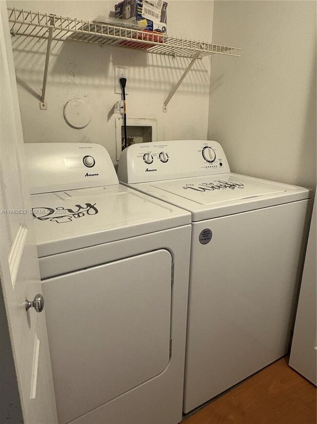 Building Photo - 7680 Westwood Dr