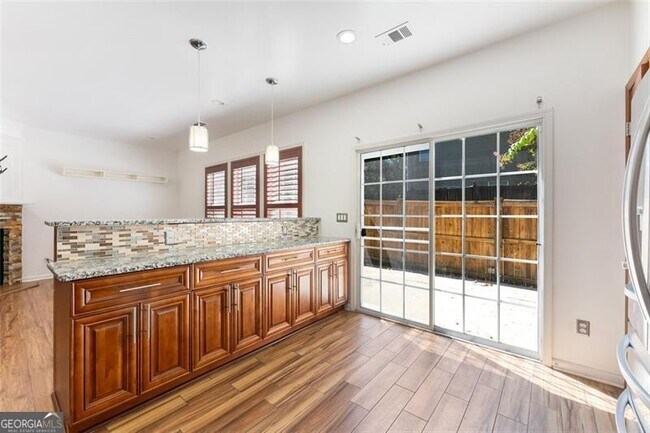 Building Photo - 2901 Timbercreek Cir