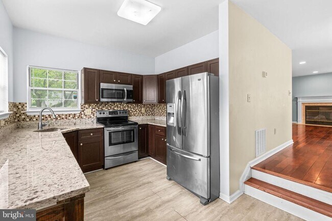 Building Photo - 8540 Harvest View Ct