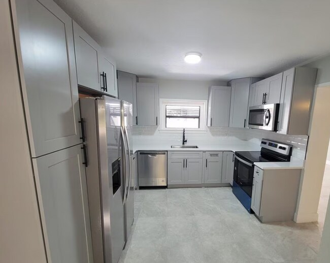 Building Photo - Cozy 2BR Home – Great Location in Kissimmee