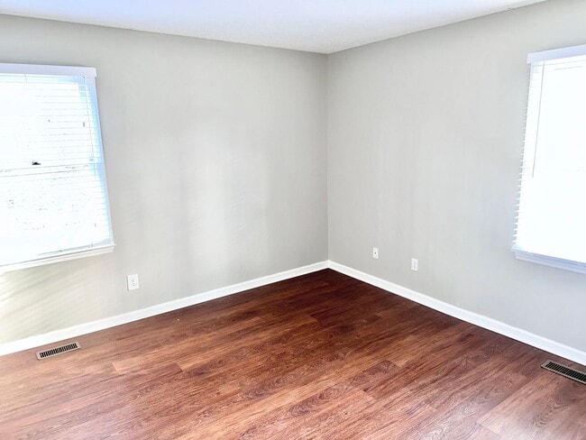 Building Photo - Convenient, Updated Rental in Garner Town Limits